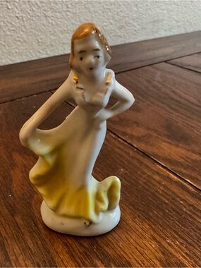 Antique Occupied Japan Figurine To Display With Dolls Or Dollhouse